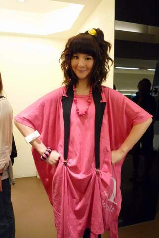 http://www.119127.cn/pics/star/pic/4a5f4e9034910d1517d2c3f29f97a062.jpg