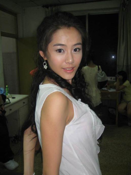 http://www.119127.cn/pics/star/pic/4ace1fbe1503f9608220ea09fb55aed1.jpg