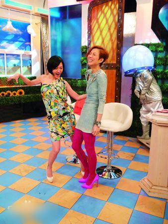 http://www.119127.cn/pics/star/pic/4b6d0056a10716f01bbf51ec2eb3745e.jpg