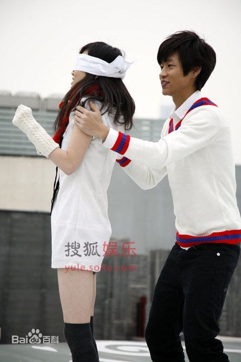 http://www.119127.cn/pics/star/pic/4beb38b5cff517cc6fdc1e9d6420c568.jpg