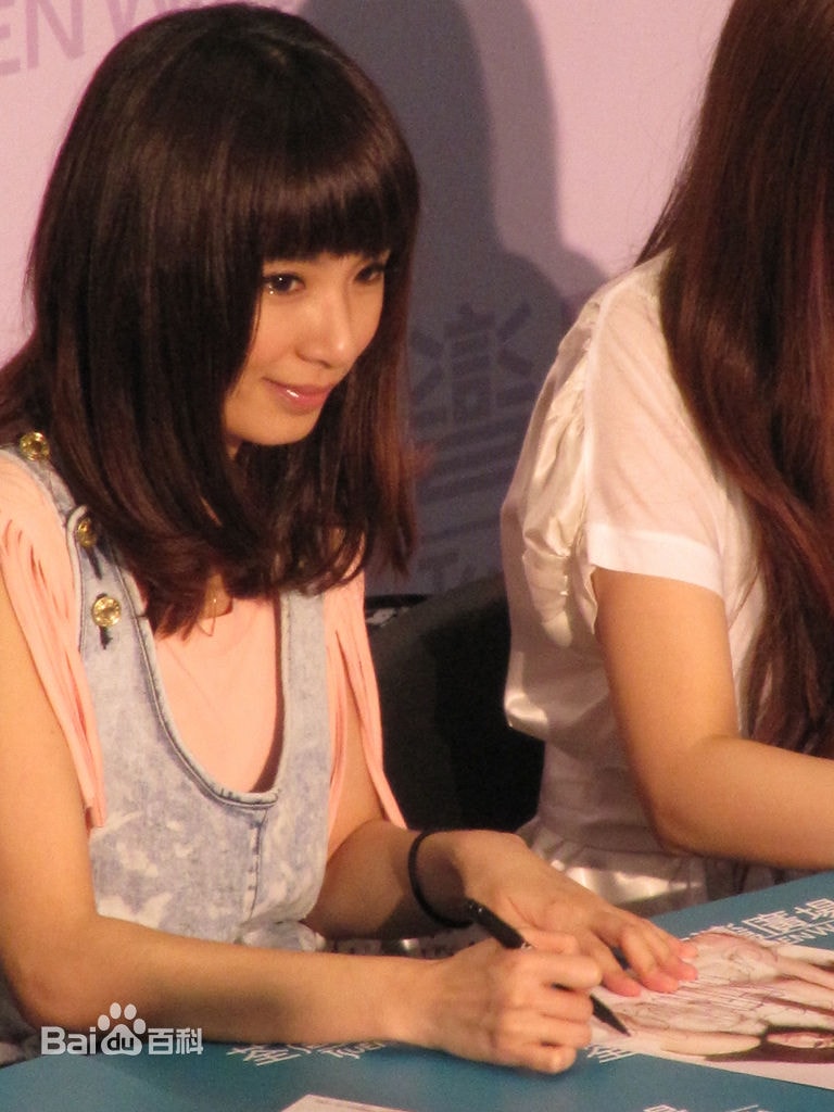 http://www.119127.cn/pics/star/pic/4d6bdb0aa7f398ec9e8b034be8b9f091.jpg
