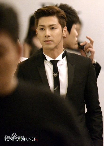http://www.119127.cn/pics/star/pic/4ed1d21ef7d47c410a62cc56d7e44f3f.jpg