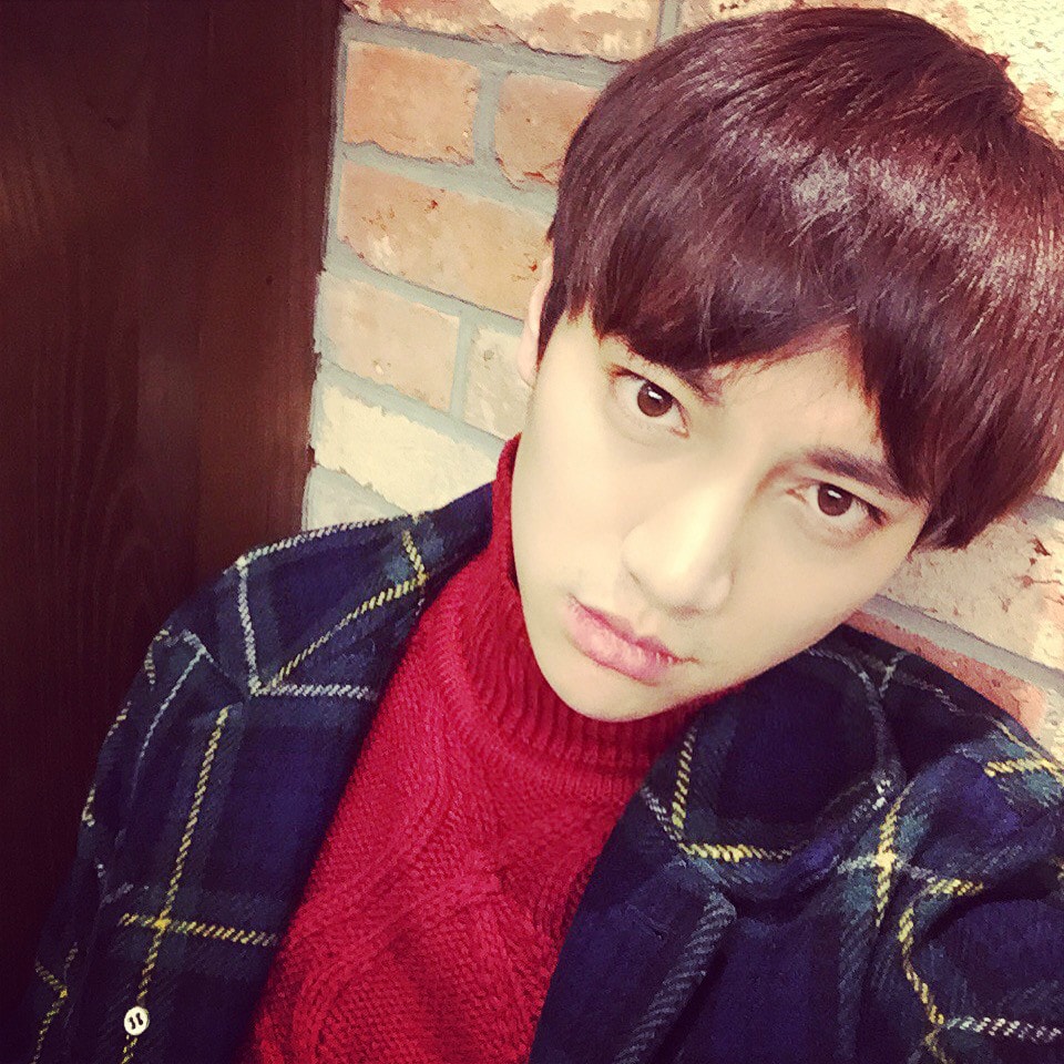 http://www.119127.cn/pics/star/pic/4fc20ea44a6513d078260906c6328570.jpg