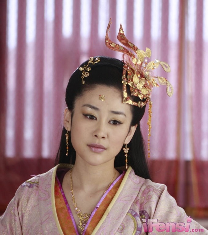 http://www.119127.cn/pics/star/pic/504a/c48bf8236717de98c5b3572438e4.jpg