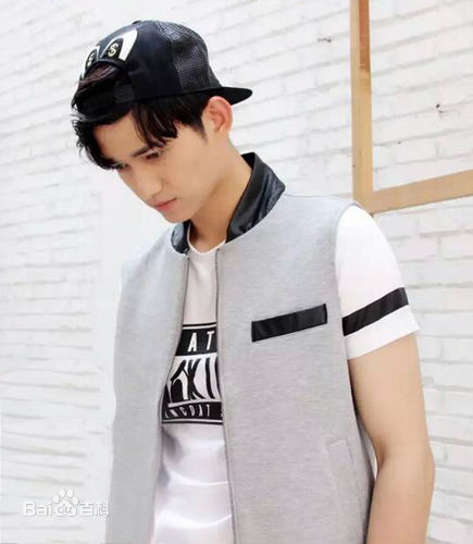 http://www.119127.cn/pics/star/pic/504f5862c80c72a1c1921177a4882296.jpg