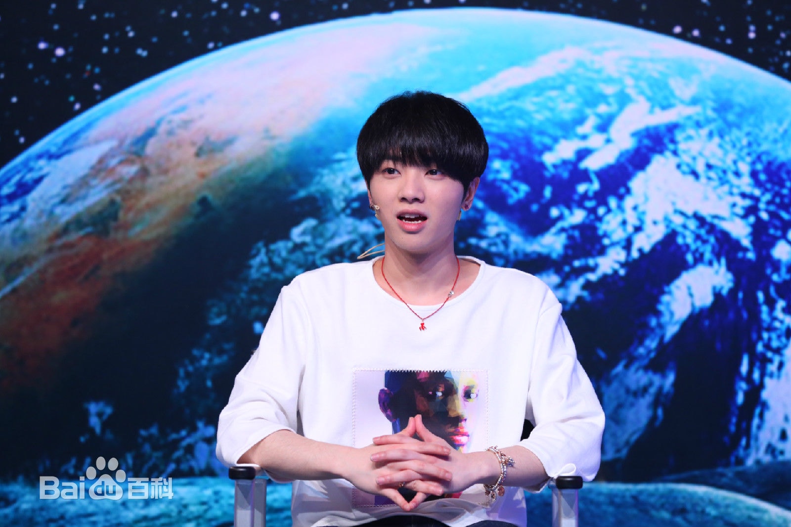 http://www.119127.cn/pics/star/pic/505b23ec23aa0e1188c9de1cf797d772.jpg