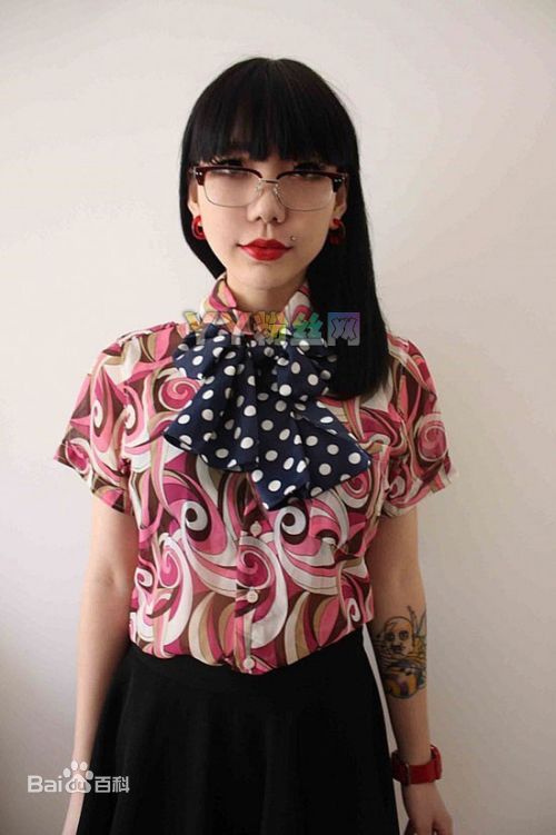 http://www.119127.cn/pics/star/pic/5099571cf0b5ded14e2bfa706e0430ff.jpg
