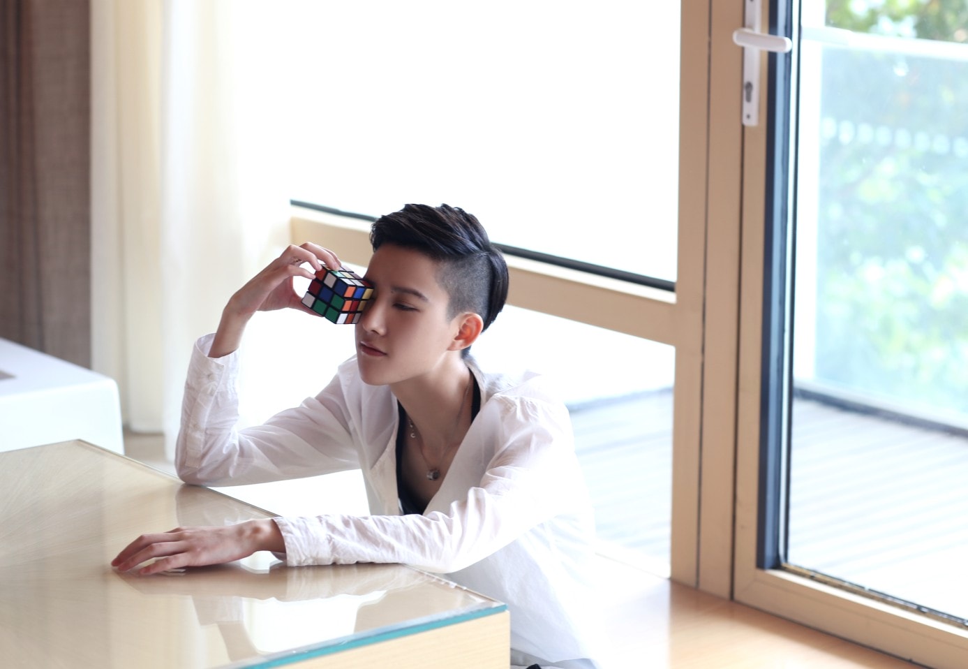 http://www.119127.cn/pics/star/pic/520b51e040bbe481ae49347837dd5b61.jpg