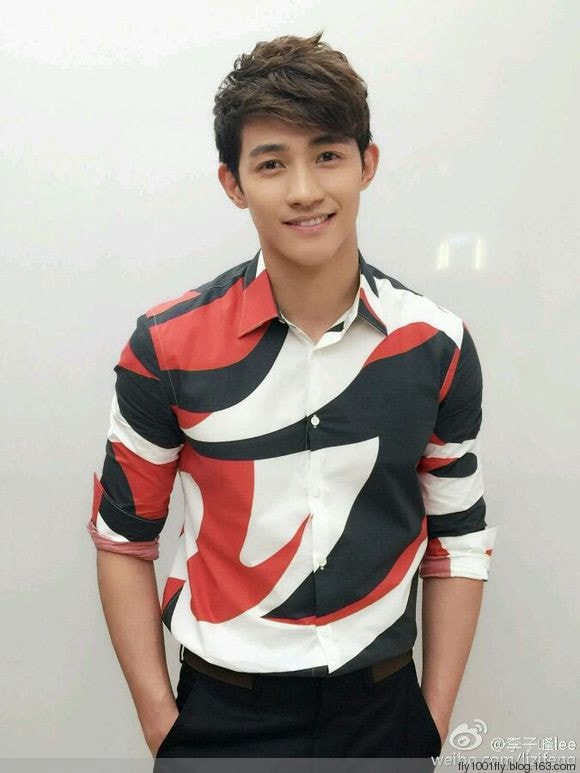 http://www.119127.cn/pics/star/pic/54df/bd4b19b494d825fc62513b56c77a.jpg