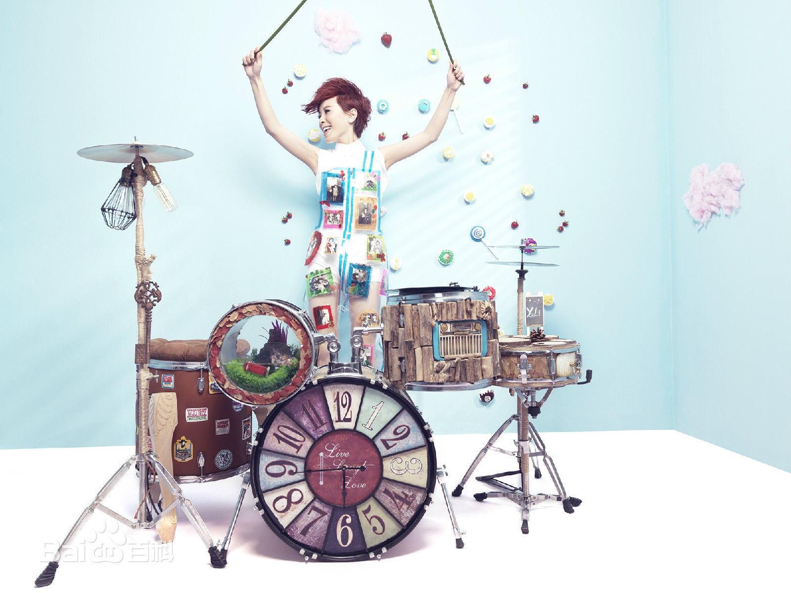 http://www.119127.cn/pics/star/pic/55cf8664583af8cc09ef14b22bdda94e.jpg