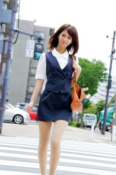 http://www.119127.cn/pics/star/pic/59263039f6aaf23ac93a444330bd1d94.jpg