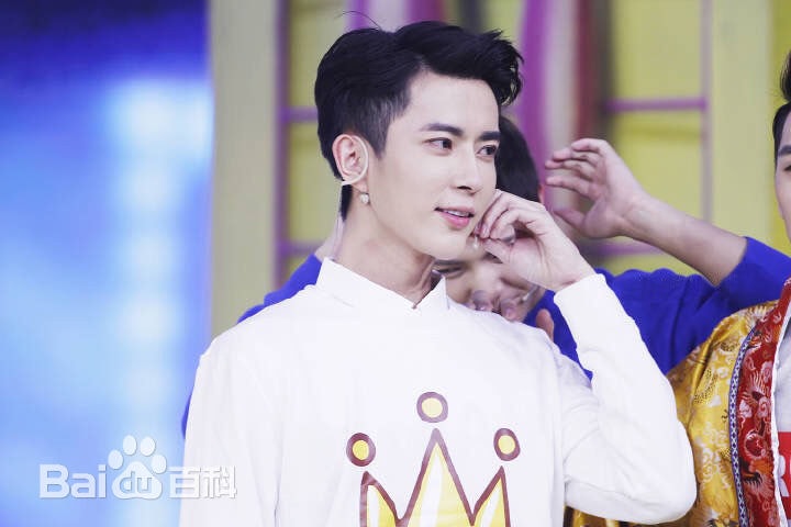 http://www.119127.cn/pics/star/pic/5a34c92fe3fd6b497e3da5c537eee1fe.jpg