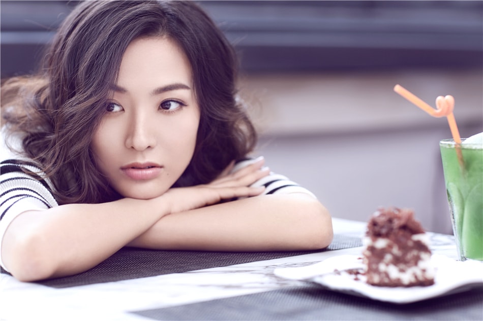 http://www.119127.cn/pics/star/pic/5cce7ede7c039c0fd96ca000b959228b.jpg