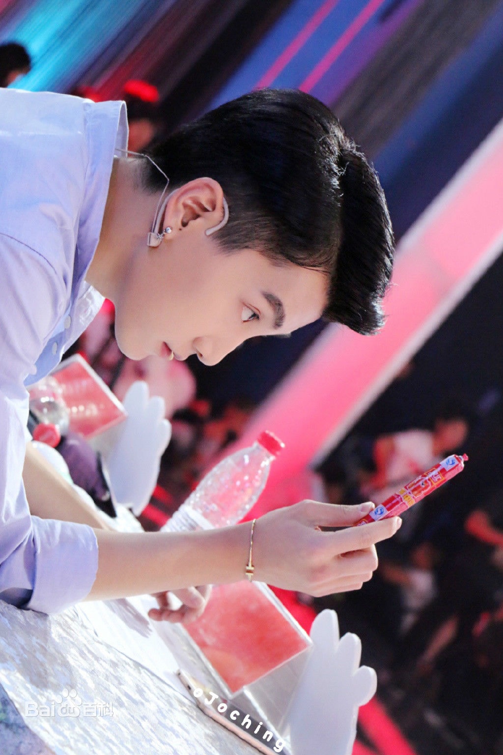 http://www.119127.cn/pics/star/pic/5d2061a8b0ecde1ca064bdc28f647019.jpg