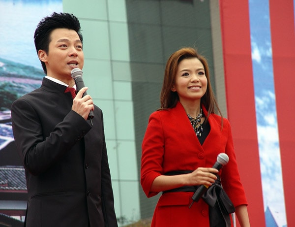 http://www.119127.cn/pics/star/pic/5ea8/88471a984fb2a94a46849c27a94e.jpg