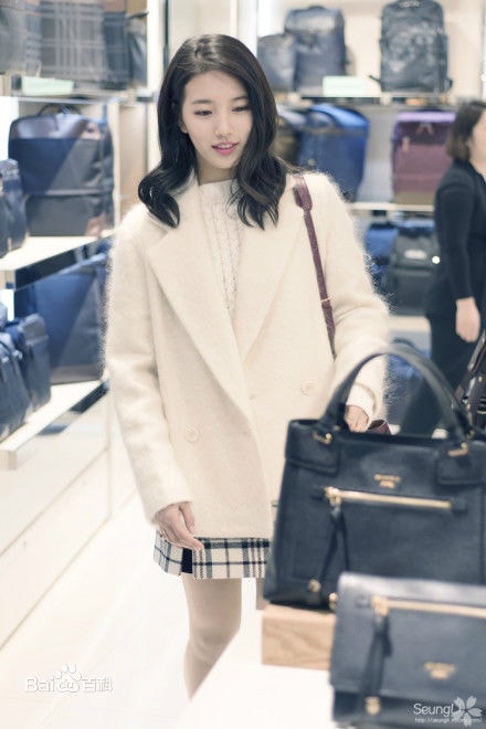 http://www.119127.cn/pics/star/pic/6053310fe2f5efde39ea5eaae87c665e.jpg