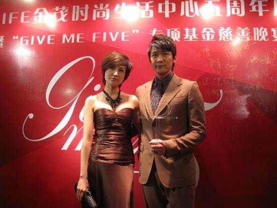 http://www.119127.cn/pics/star/pic/60e4/5ee0476345f634ab371ef9b10dea.jpg