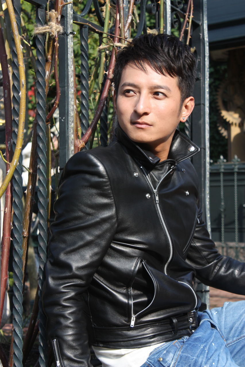 http://www.119127.cn/pics/star/pic/6145d71d0fdc92429f17f6f265e1f3a9.jpg