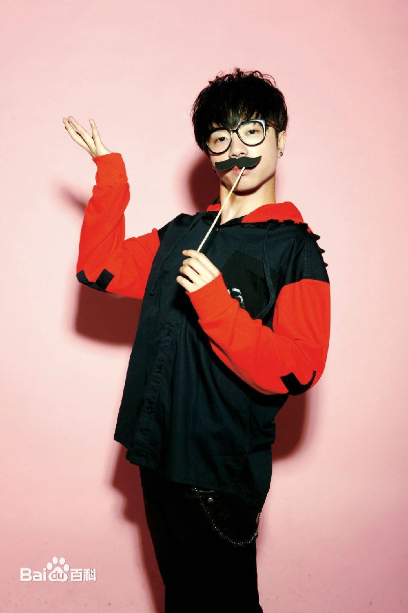 http://www.119127.cn/pics/star/pic/614bdea5633e4d261f8852dafe612f01.jpg
