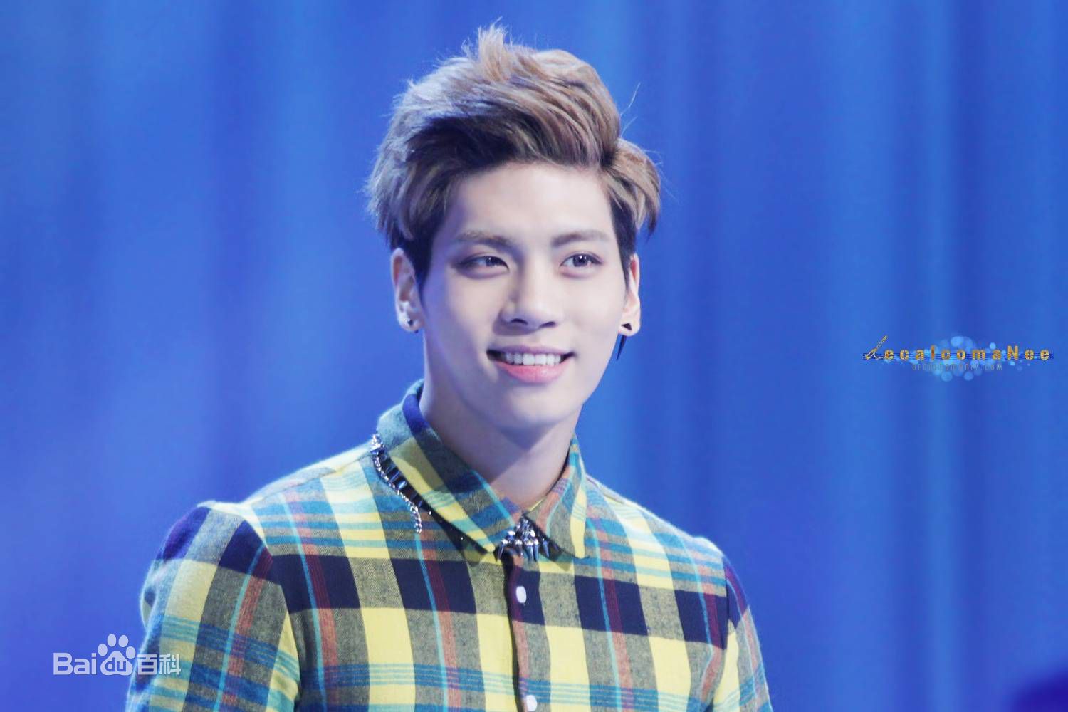 http://www.119127.cn/pics/star/pic/616a0570d7ee4ccbb4ef8b1bcd8bacaf.jpg