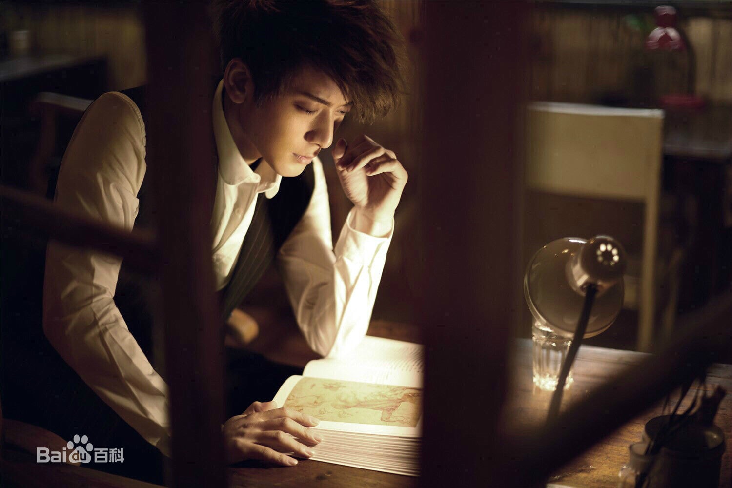 http://www.119127.cn/pics/star/pic/6211b2349fe12bf10aee4680b2cadf0b.jpg