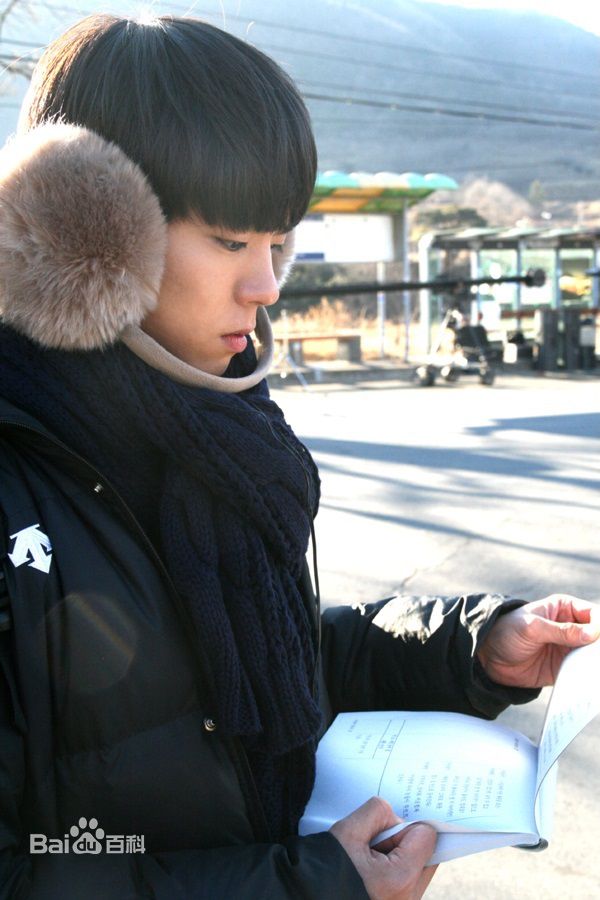 http://www.119127.cn/pics/star/pic/623e92984472daa7083d2fded55a8d5b.jpg