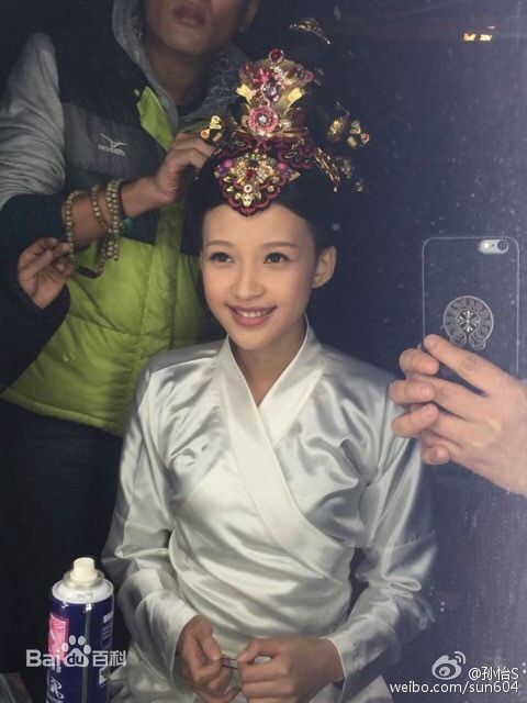 http://www.119127.cn/pics/star/pic/639832af30d66714f8157b5e8d24b6bd.jpg