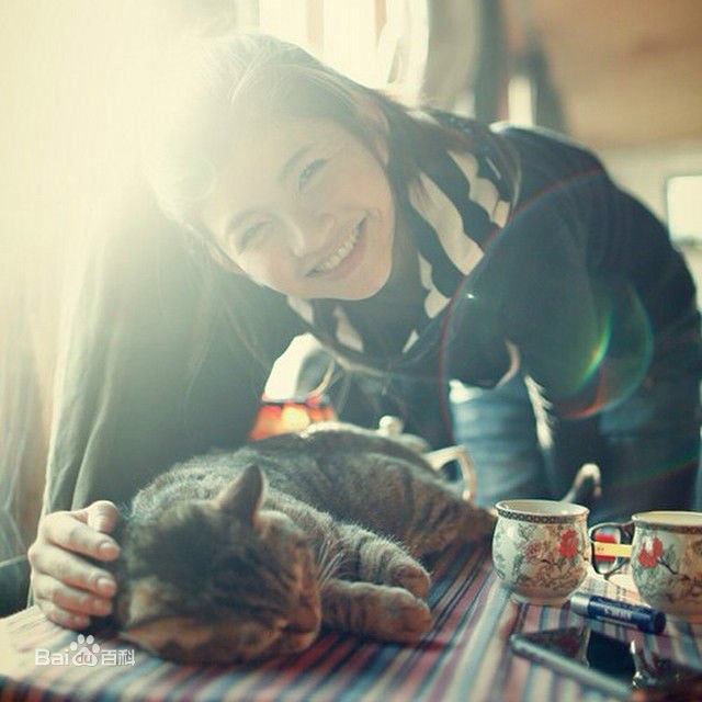 http://www.119127.cn/pics/star/pic/6423cdb28978397a971a813e79cb1fae.jpg