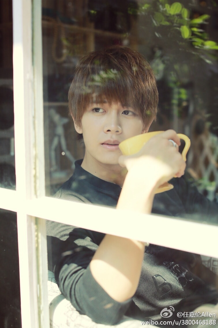 http://www.119127.cn/pics/star/pic/66687aa490ad6a0c1ff3e49846a9eb1a.jpg