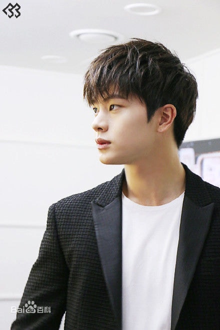 http://www.119127.cn/pics/star/pic/673e1df93a20dd09912b41f3736b3145.jpg