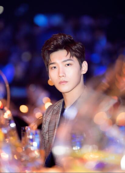 http://www.119127.cn/pics/star/pic/67cf/4697d5250ea48ba113d1f042495c.jpg