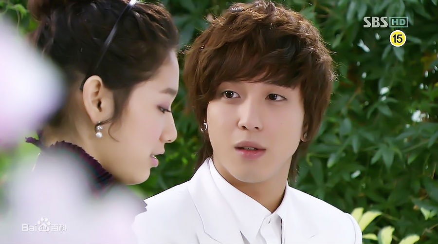 http://www.119127.cn/pics/star/pic/67ddfe095ebcbb6db3432c19f1171b7b.jpg