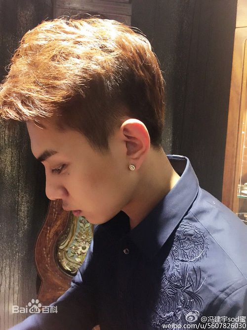 http://www.119127.cn/pics/star/pic/6a2302d3f9ee40f83eb362216440d432.jpg