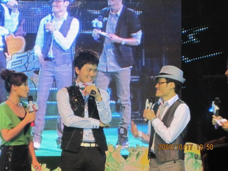 http://www.119127.cn/pics/star/pic/6a76e5875e451286606aecbcb2bc3e57.jpg