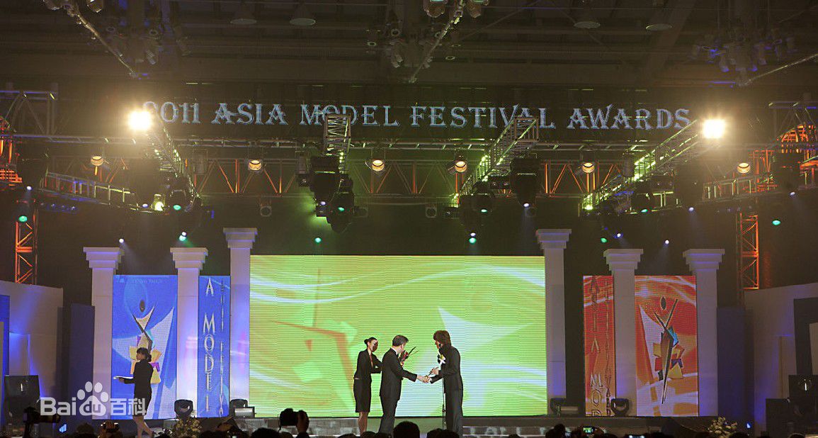 http://www.119127.cn/pics/star/pic/6afacfbffbe7072069c9a966f468c652.jpg