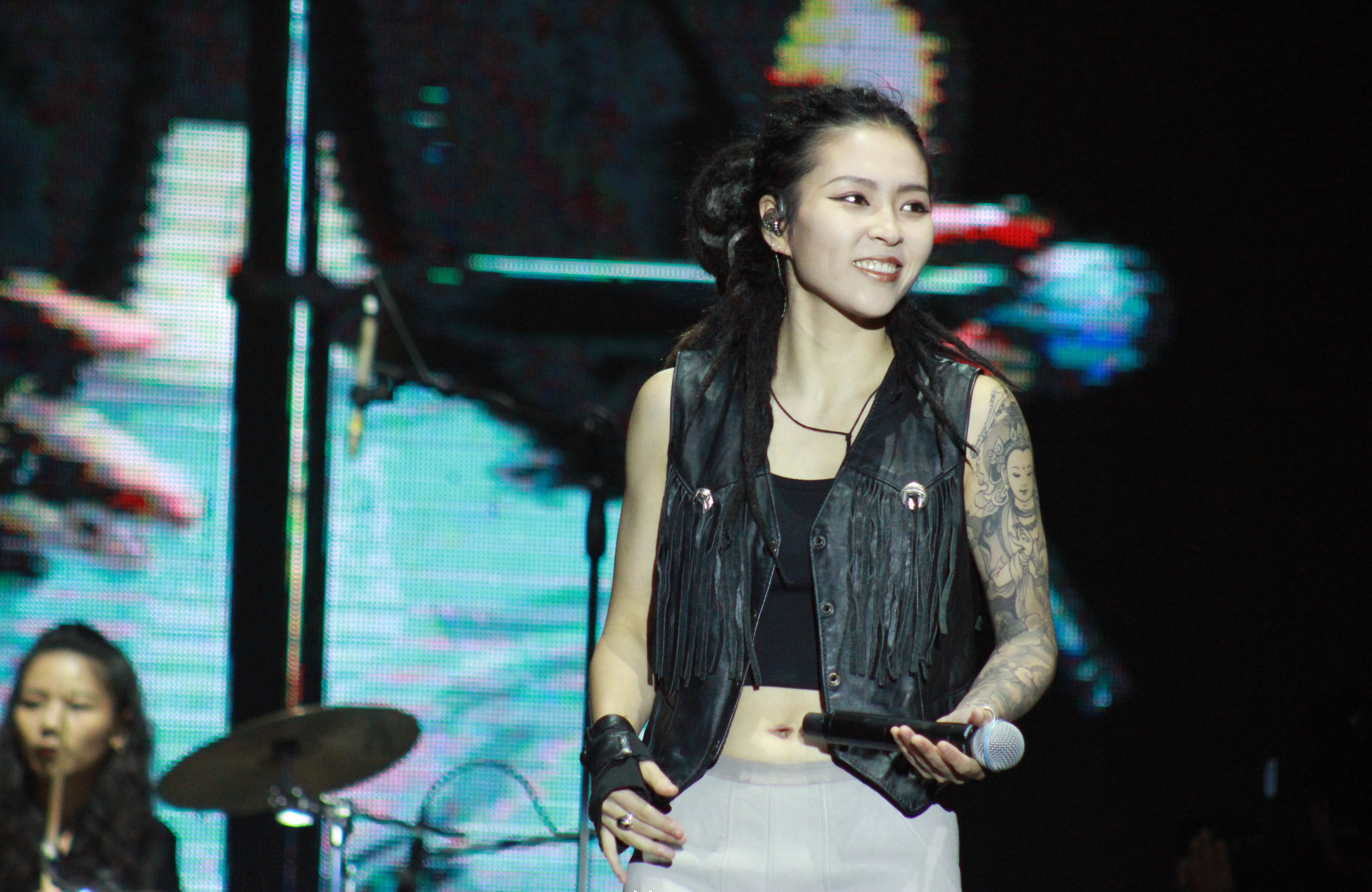 http://www.119127.cn/pics/star/pic/6b64/ba9599d1f4ffdaaf1918844743ca.jpg