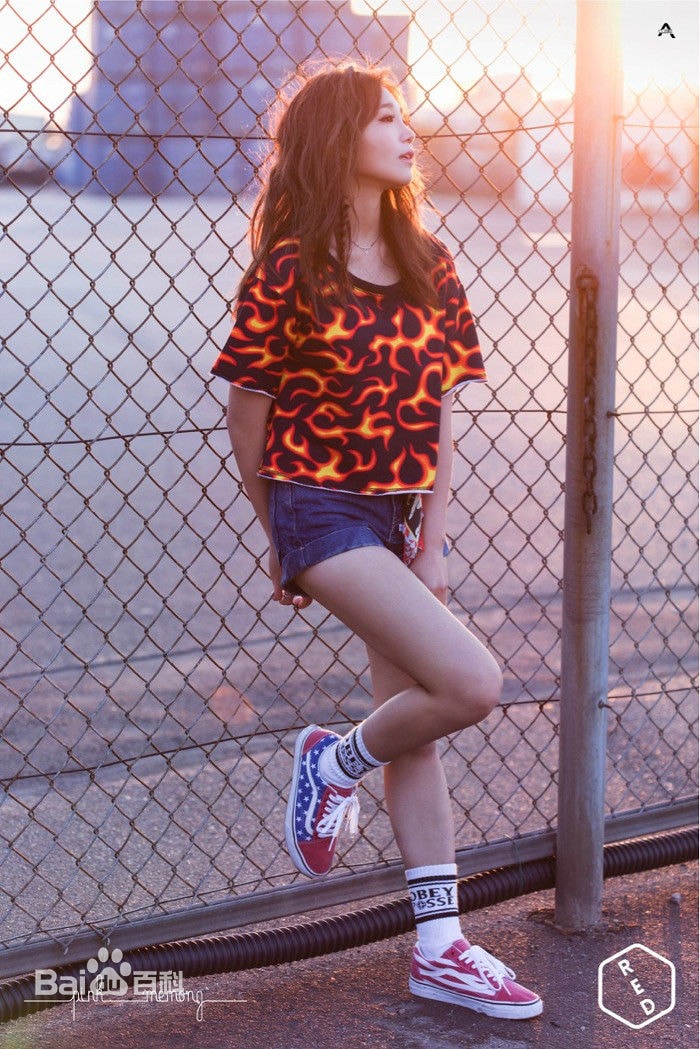 http://www.119127.cn/pics/star/pic/6d38b653976982b6ad1d93e1d90fa756.jpg