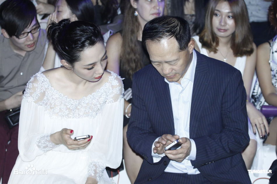 http://www.119127.cn/pics/star/pic/6efddffdefa3ce61ac8b10c6ec79ebfa.jpg