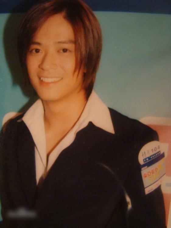 http://www.119127.cn/pics/star/pic/6fbfcfd8f42a8fe726a13a4c6aefb31c.jpg