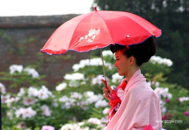 http://www.119127.cn/pics/star/pic/6ff5c2db13fa9dc5b973a62cc6129d51.jpg