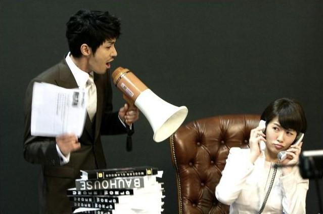 http://www.119127.cn/pics/star/pic/709083c857ab088e0aaa11f028e47ad1.jpg