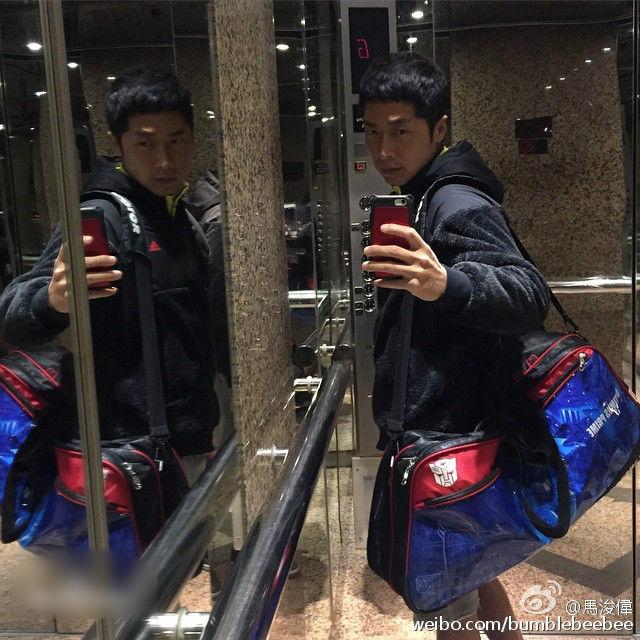 http://www.119127.cn/pics/star/pic/70a0ba9345a2e52b537e92e1ce8ae80b.jpg