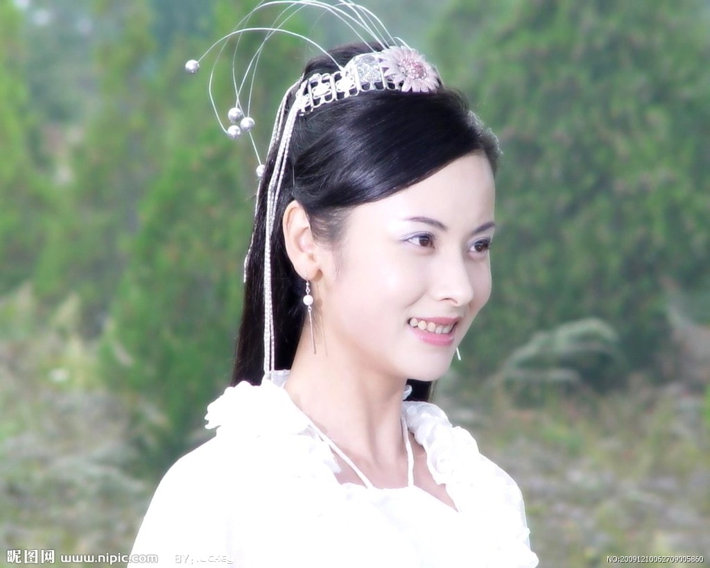 http://www.119127.cn/pics/star/pic/70cf1bc1bcf81d57820038aa71e475da.jpg