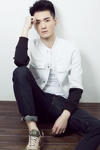 http://www.119127.cn/pics/star/pic/710cde5121fac50a182a575923b9190f.jpg
