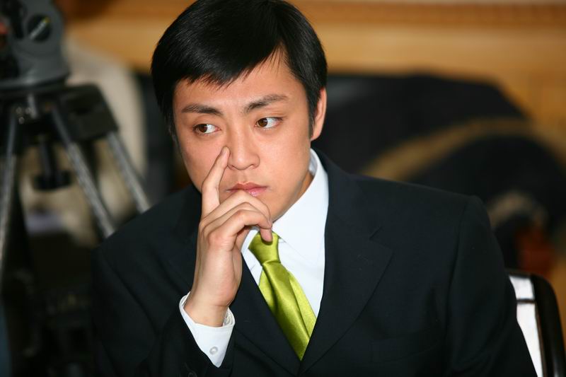 http://www.119127.cn/pics/star/pic/712bab0121f7441f53061f7090b48a3c.jpg