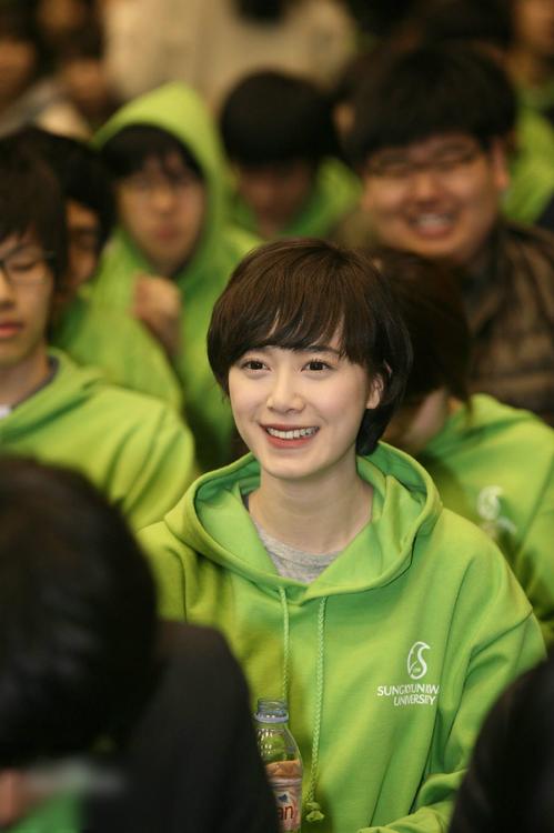http://www.119127.cn/pics/star/pic/720f48d3101152b5d0fb21e0a48d8d7e.jpg