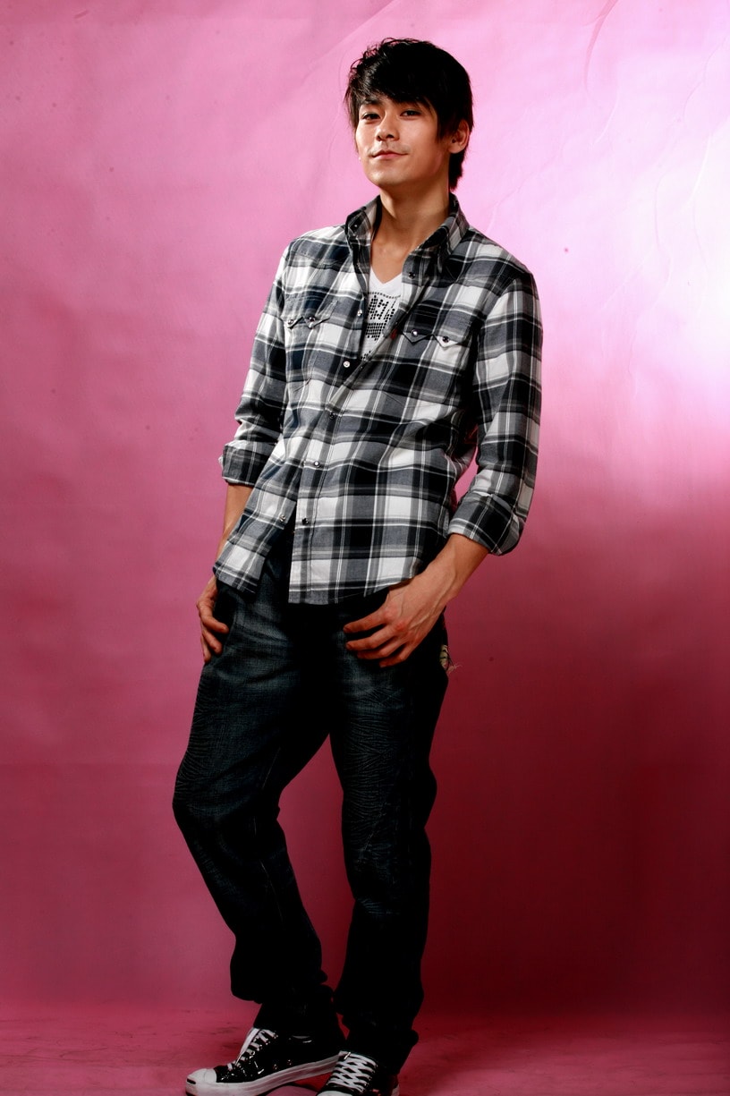 http://www.119127.cn/pics/star/pic/731994bfdb2ba408303c93990751c93d.jpg
