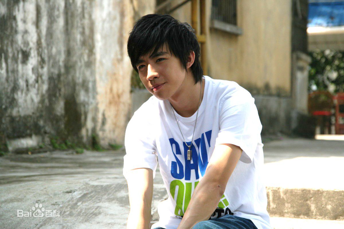 http://www.119127.cn/pics/star/pic/734a60bcc437654f8b7b6c1123a216e7.jpg