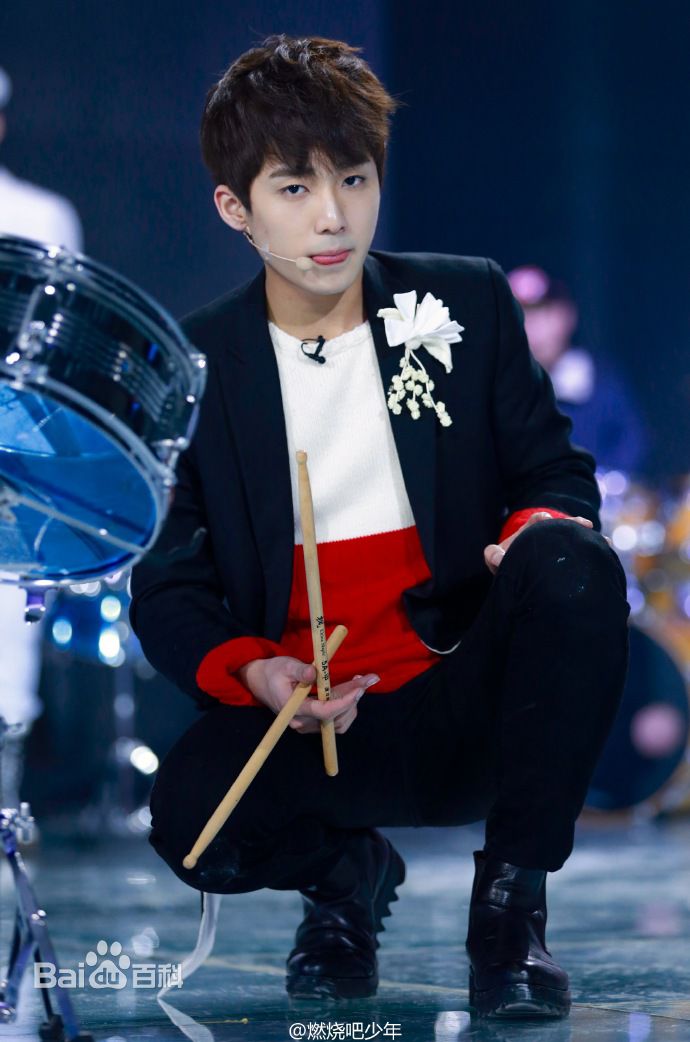 http://www.119127.cn/pics/star/pic/739e8d4f6dd1426a0a1a3225c96b9615.jpg