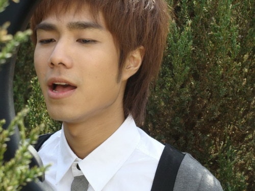 http://www.119127.cn/pics/star/pic/7401a5a8f580e3e88b3495a40adfc2e4.jpg
